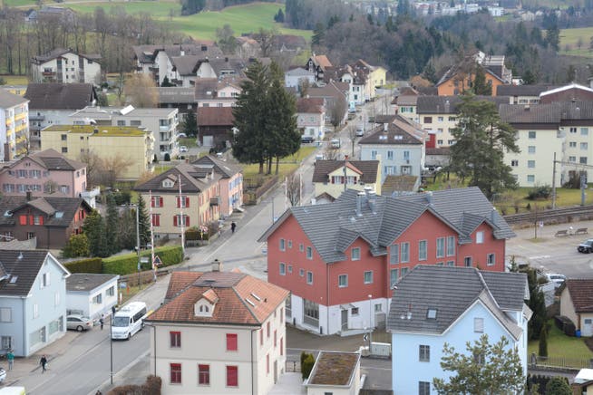 Die Gemeinde Kirchberg, auf dem Foto Bazenheid, möchte mit einem Energieförderprogramm die Umstellung auf erneuerbare Energien vorantreiben. 