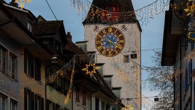 Die Einschränkung der Weihnachtsbeleuchtung wäre in Bremgarten eine der möglichen Energiesparmassnahmen. (Alex Spichale (3. Dezember 2021))