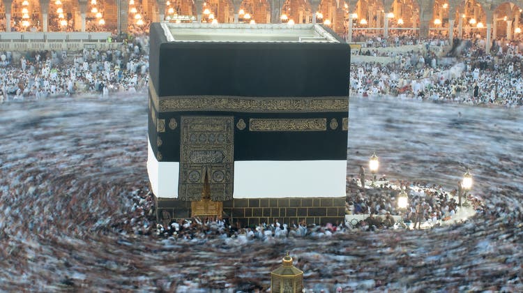 In der grossen Moschee in Mekka ist das Enthüllen von Botschaften auf Transparenten strengstens verboten. (Hassan Ammar/AP)