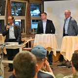 Prominentes Podium diskutierte über die Strommangel (von links): Josef Hess, Remo von Ah, Hansruedi Aggeler, Daniel Wyler und Thomas Baumgartner. (Bild: Romano Cuonz (Giswil, 14. September 2022))
