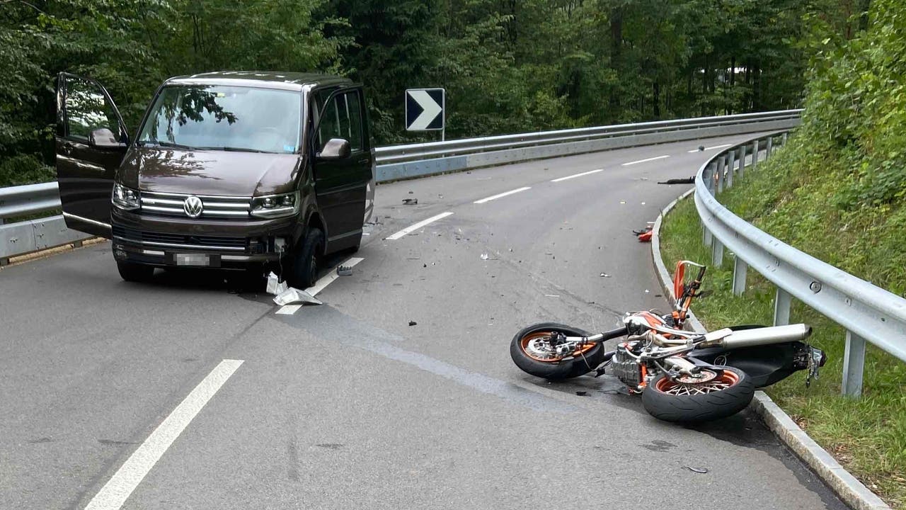 Erlinsbach, 18. September: Motorradfahrer bei Unfall schwer verletzt.