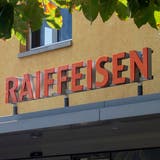 Die Raiffeisenbank Hünenberg. (Bild: Maria Schmid (20. September 2022))