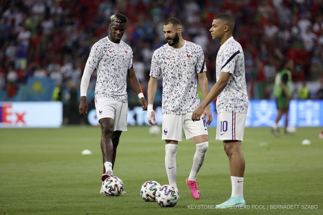 Als man noch Spass miteinander hatte: Die "schweren Jungs" Paul Pogba, Karim Benzema und Kylian Mbappé während der EM vor zwei Jahren.