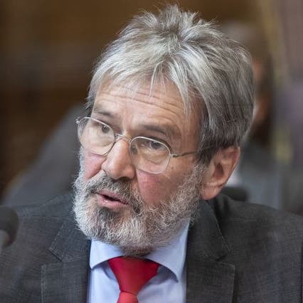 Roberto Zanetti (SP/SO) considered the initiative unconstitutional.