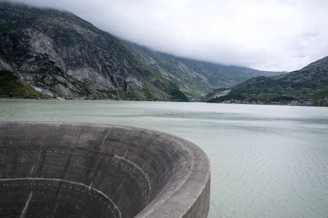 Raising the Grimsel dam has been a source of political tension for years.  Now the National Council wants to implement it more quickly.