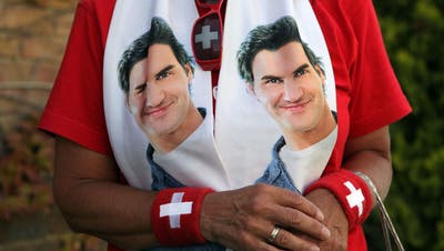 Es scheint fast, als hätte er Willhelm Tell als Schweizer Nationalheld abgelöst. Roger Federer begeistert die ganze Nation von jung bis alt. (Oli Scarff / Getty Images Europe)
