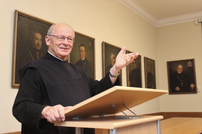 Pater Thomas Blättler führt durch die Engelberger und Nidwaldner Sagenwelt.