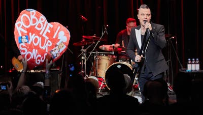Robbie Williams bei einem Konzert 2019. (Keystone)