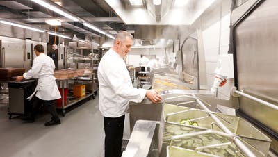 Rico Zindel ist seit 2013 Geschäftsführer der Säntis Gastronomie AG. (Bild: Donato Caspari)
