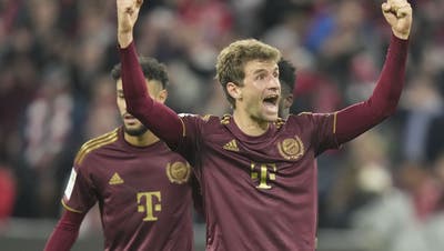 Thomas Müller erzielt den letzten Treffer des Abends und sorgt für das Schlussresultat von 4:0. (Keystone)