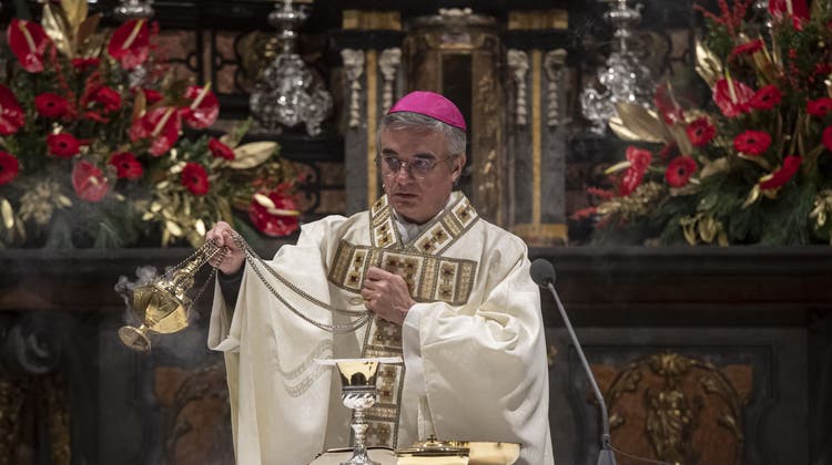 Bischof Valerio Lazzeri gab am Montag seinen Rücktritt bekannt. (Keystone)