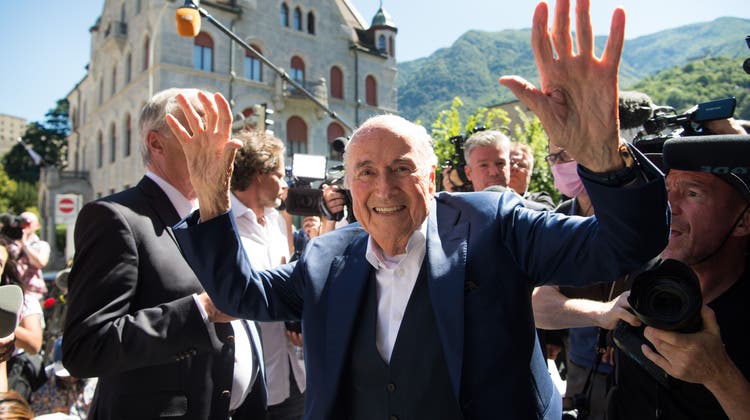 Sepp Blatter nach seinem Freispruch am 8. Juli 2022 in Bellinzona. (Bild: Alessandro Crinari/Keystone/Ti-Press)