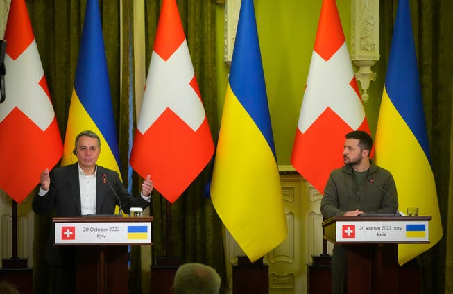 Bundespräsident Cassis und der ukrainische Präsident Wolodimir Selenski gaben am Nachmittag in Kiew eine gemeinsame Medienkonferenz.