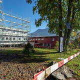Das Luzerner Kantonsgericht stoppt an der Herrenfahrstrasse in Meggen den Bau einer Containersiedlung für Flüchtlinge. (Dominik Wunderli (meggen, 27.10.2022))