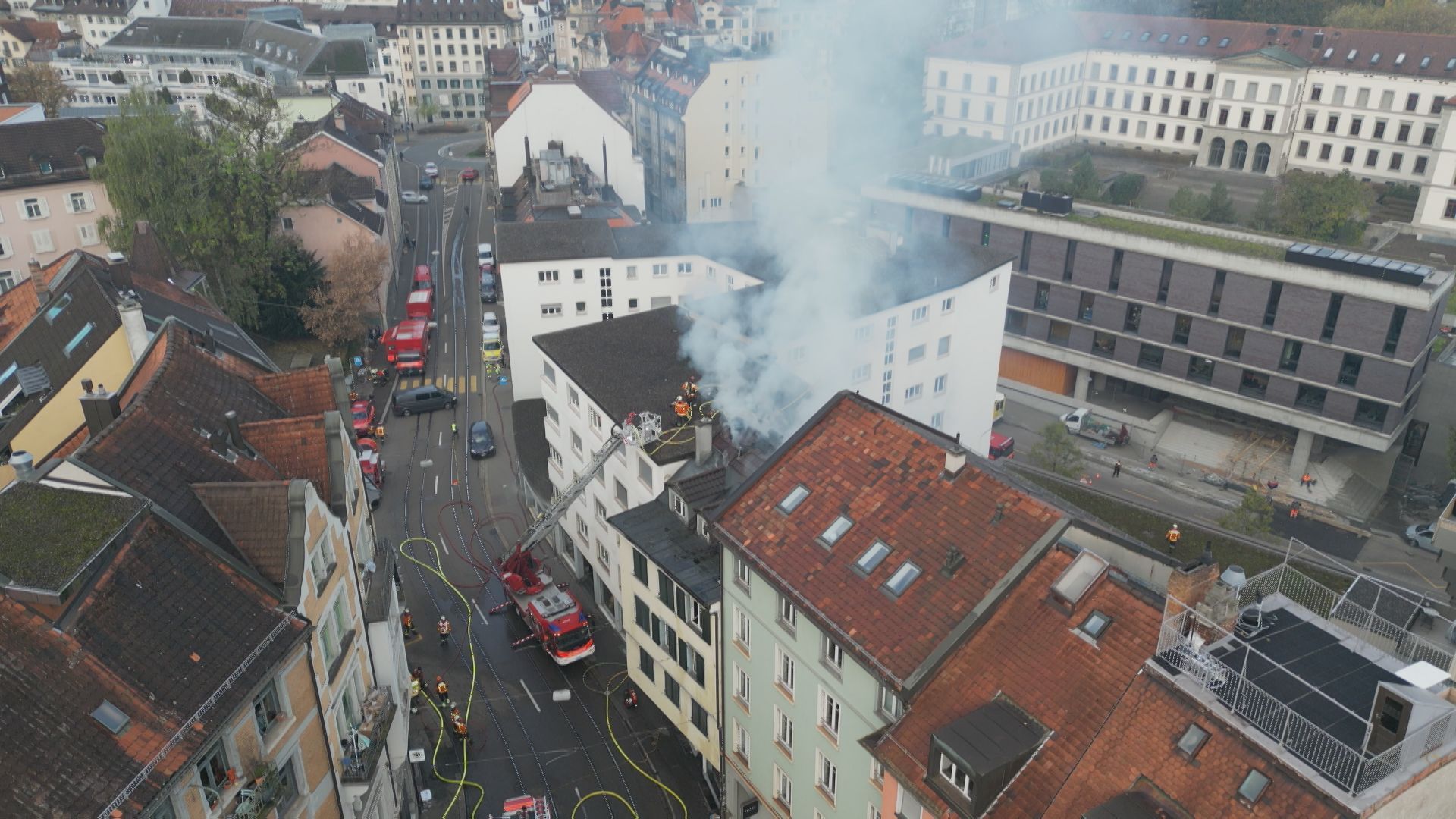 St.Gallen: Brand Im Linsebühl - Grosseinsatz Der Feuerwehr