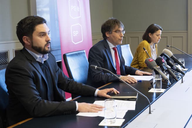 Want a ticket for women only: Cédric Wermuth, co-president, Roger Nordmann, parliamentary group leader and Mattea Meyer, co-president, comment on the resignation of Federal Councilor Simonetta Sommaruga on Wednesday, November 2, 2022, in Bern.