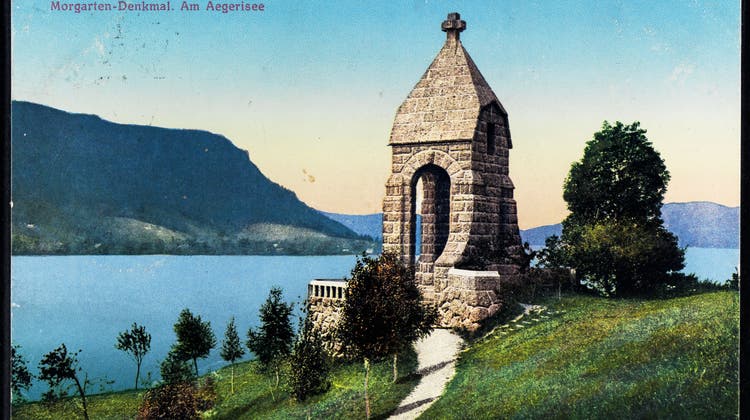 Das geschichtsträchtige Morgartendenkmal wird immer wieder zum Treffpunkt rechtsradikaler Gruppen. Das Memorial auf einer Postkarte, verschickt im Jahr 1918. (Bild: Archiv)