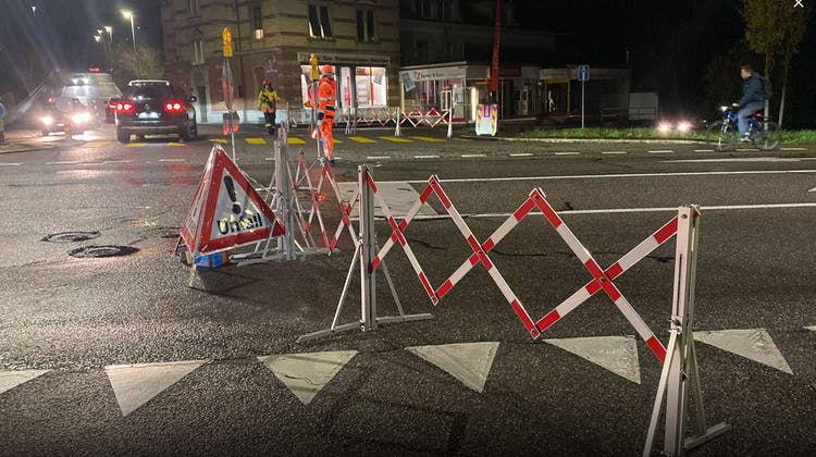 Die Hauptstrasse zwischen Murgenthal und Wynau ist bis ca. 9:00 Uhr in beiden Richtungen gesperrt. (Radio Argovia)