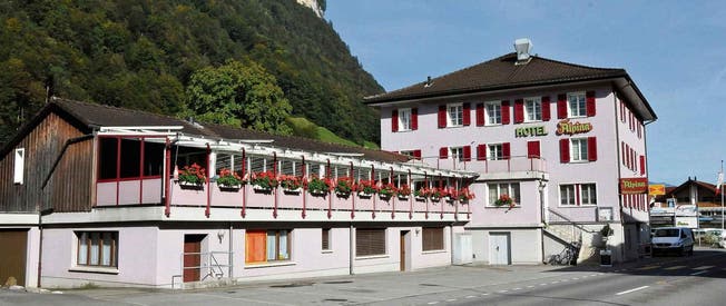Das Hotel Alpina Einhorn in Wolfenschiessen.