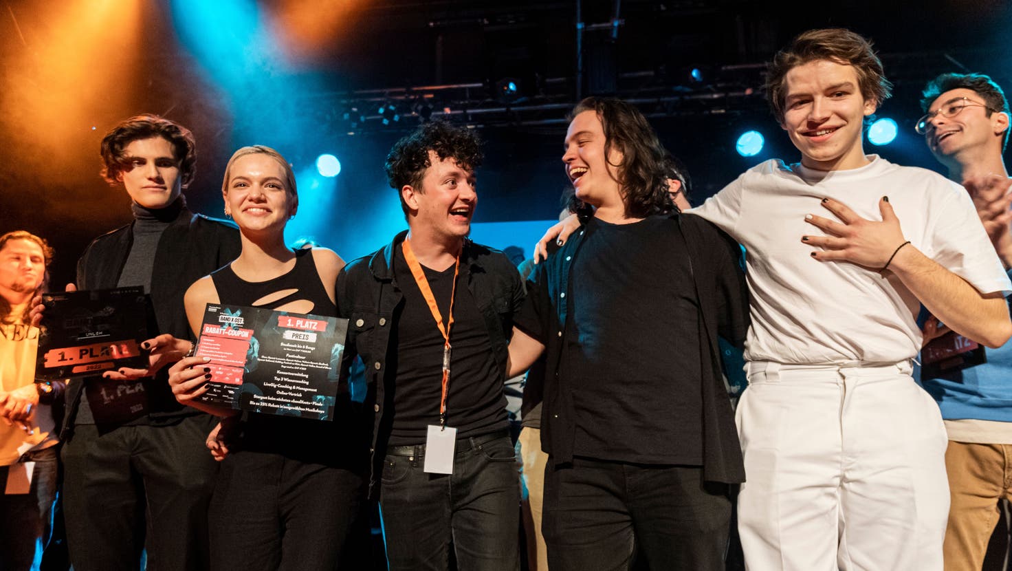 Die Freude ist riesig: Die St.Galler Band Unlsh sind die Gewinner des BandXOst 2022. (Bild: Reto Martin)