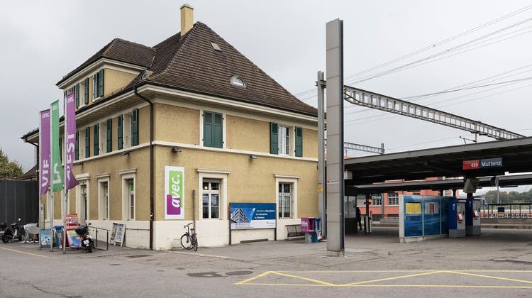 Der Bahnhof Muttenz wird für zwei Tage gesperrt. (Roland Schmid)