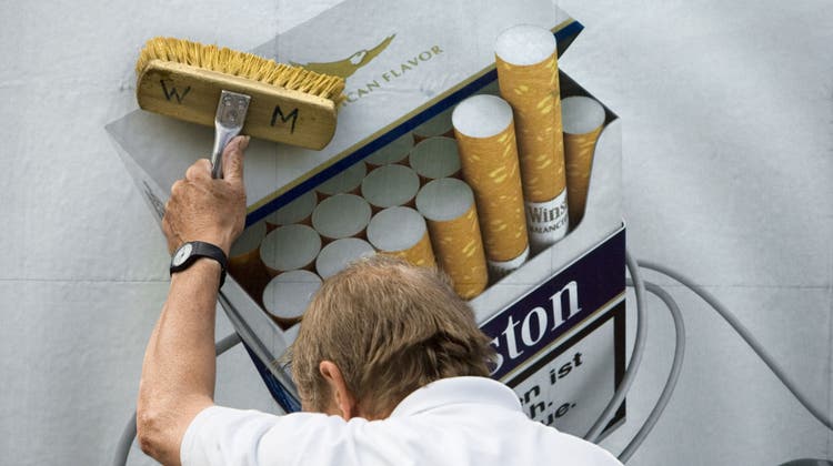 Wie künftig für Tabakprodukte geworben werden kann, ist in der Schweiz höchst umstritten. (Keystone)