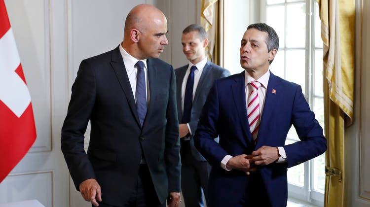 Innenminister Alain Berset (SP) und Aussenminister Ignazio Cassis (FDP) vor einem Jahr in Luzern. (Bild: Patrick Hürlimann)