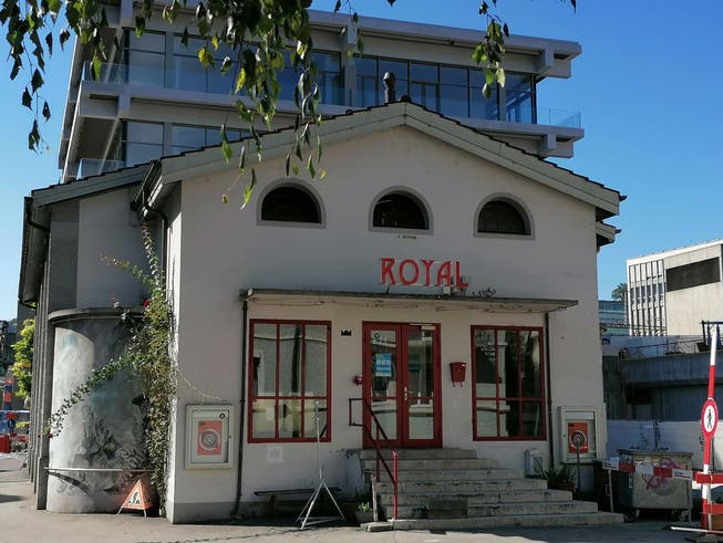 Das ehemalige Kino und jetzige Kulturhaus Royal in Baden.