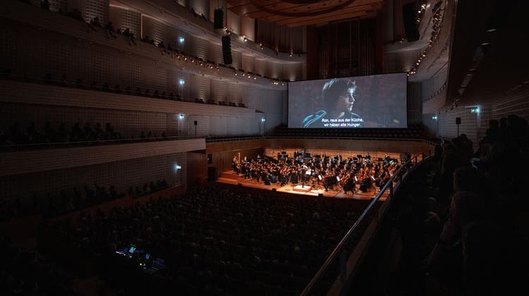 Die erste der fünf Vorführungen  von «Harry Potter und der Feuerkelch» mit dem 21st Century Orchestra am Freitag im KKL Luzern (Dominik Wunderli (3. 12. 2022))