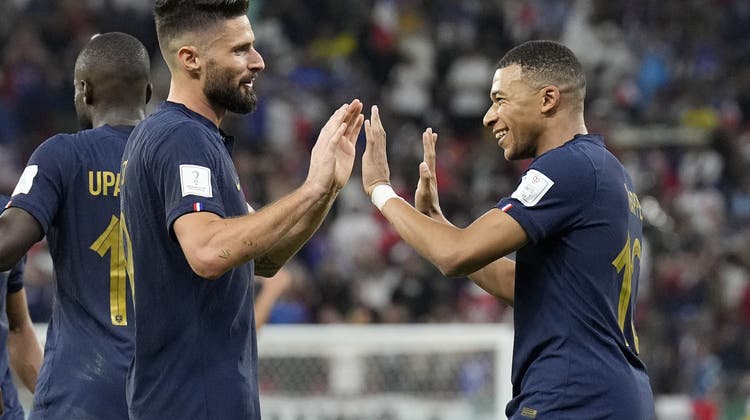 Olivier Giroud und Kylian Mbappé avancierten für Frankreich zu den entscheidenden Figuren. (Keystone)