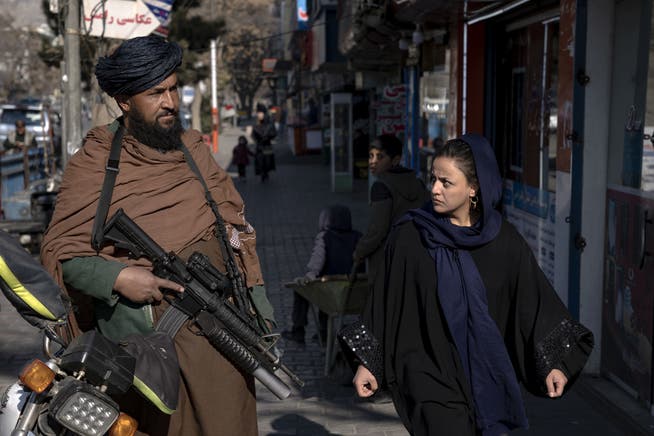 Für Frauen in Nichtregierungsorganisationen gilt in Afghanistan nun ein Arbeitsverbot.