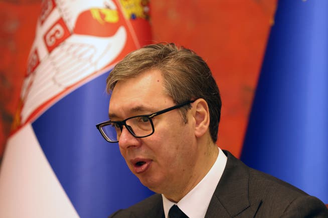 Der serbische Präsident Aleksandar Vucic soll den Generalstabschef an die Grenze zum Kosovo entsandt haben. 