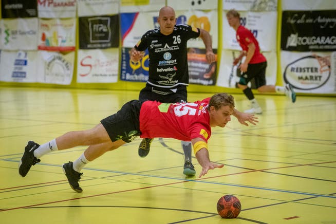 Der St. Galler Lars Springhetti hechtet in der 1. Liga dem Handball nach. 