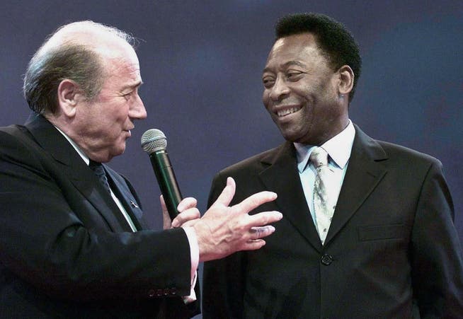 Treffen von Sepp Blatter und Pelé im Februar 2002 in Sao Paulo.