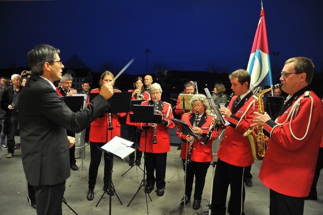 Der Musikverein Harmonie Münchwilen spielt an der Wahlfeier von Gemeindepräsidentin Nadja Stricker.