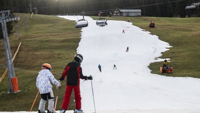 Das Skifahren in Wildhaus war im vergangenen Winter nicht sehr attraktiv. (Bild: Gian Ehrenzeller/Keystone)