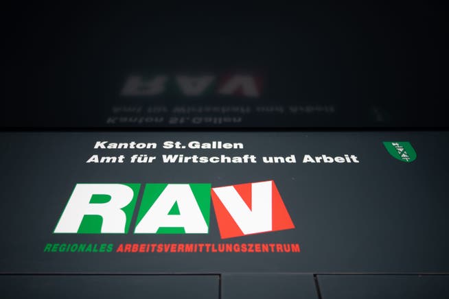 Bei allen RAV des Kantons St.Gallen waren Ende Dezember insgesamt 8870 Stellensuchende registriert. 