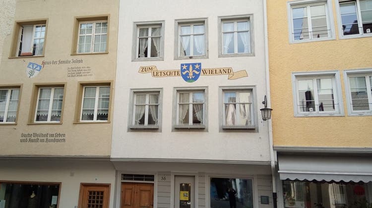An der Marktgasse in der Wiler Altstadt steht noch heute eine ehemalige Goldschmiedewerkstatt. (Bild: Adrian Zeller)