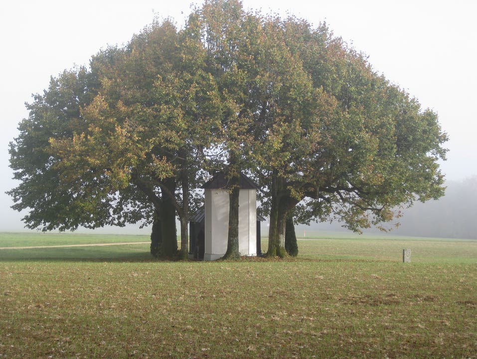 Die Buschberg-Kapelle von der Rückseite.