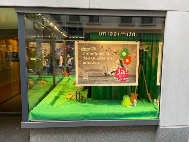 Die Befürworterinnen und Befürworter der «Wiesli»-Initiative bespielen im Februar ein Schaufenster in der Multergasse.