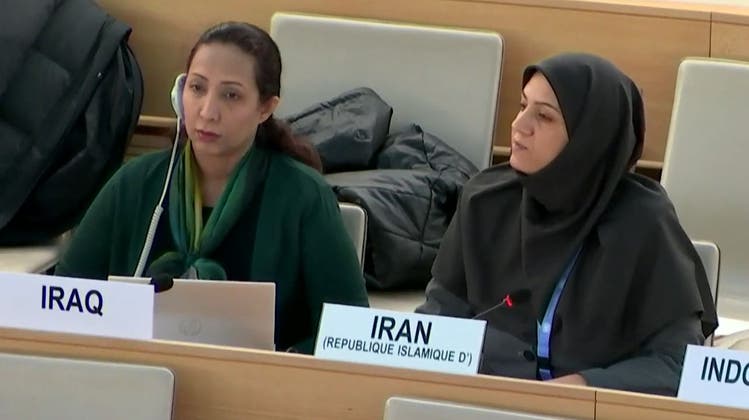 Der Bund solle bei der Gleichstellung nachbessern: Die iranische Delegierte kritisiert im UNO-Menschenrechtsrat in Genf die Schweiz. (Bild: UN Web TV)
