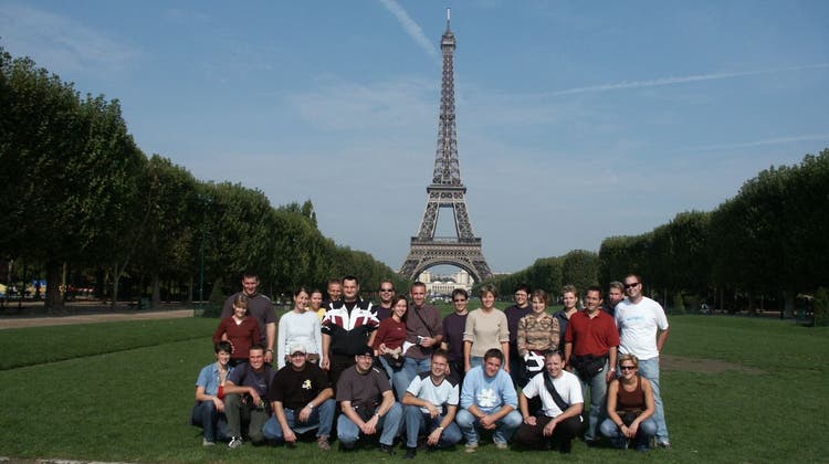 Zur Feier des 10-jährigen Bestehens des Clubs reiste der Verein im Jahr 2003 nach Paris. (zvg)