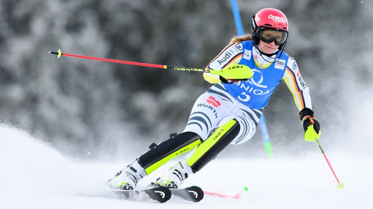Lena Dürr gewann den Slalom von Spindlermühle am Sonntag. (Vlastimil Vacek / EPA)