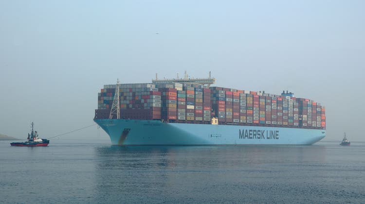 Das 399 Meter lange Containerschiff «Murcia Maersk» unweit von Rotterdam. (Bild: Cor Dijkshoorn (14. August 2020))