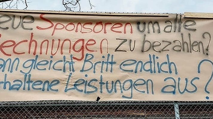 Banner gegen die Führung des FC St.Margrethen, die Kritiker bleiben anonym