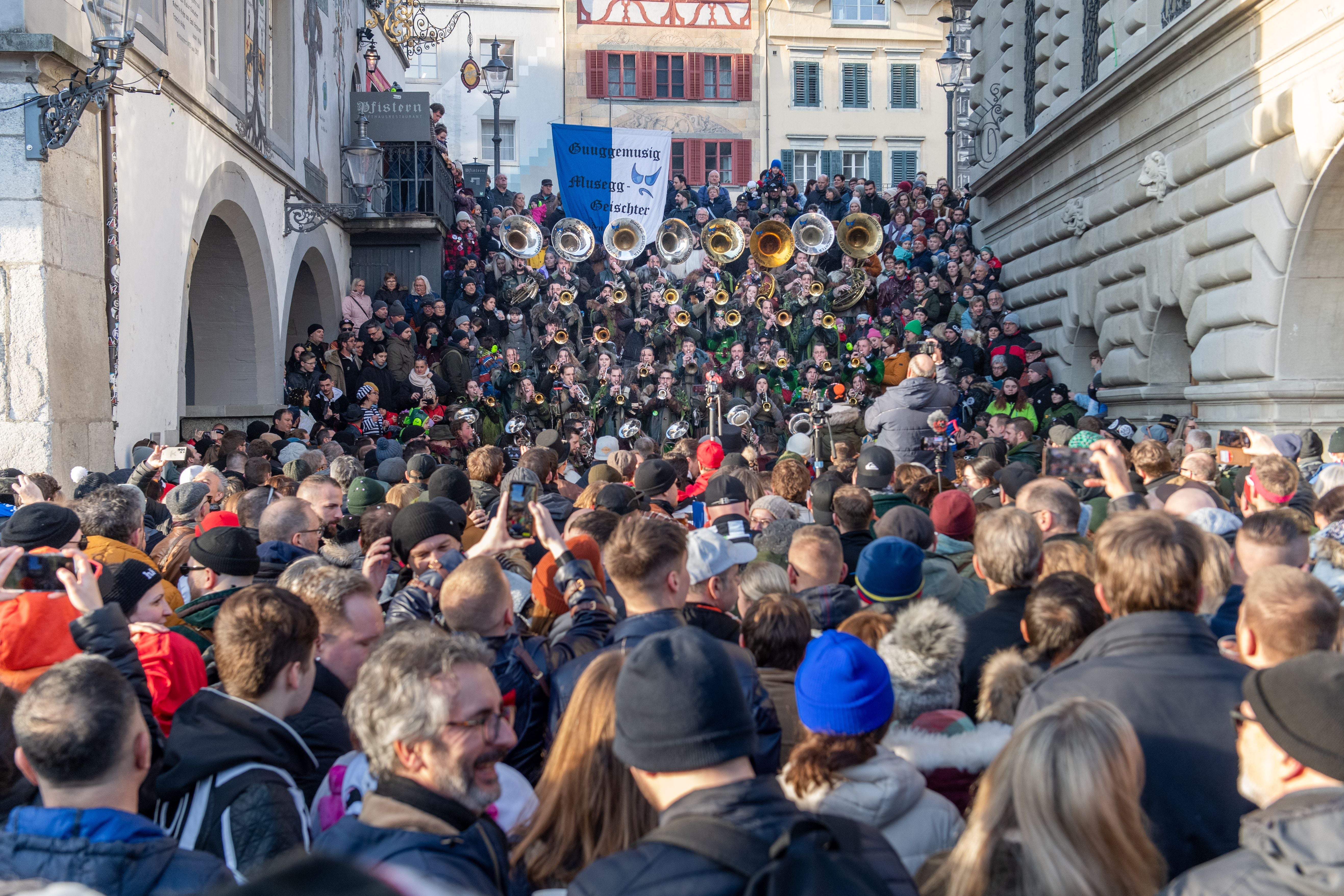 Stadt Luzern - Impressionen Vom Fasnachtsmäärt Unter Der Egg