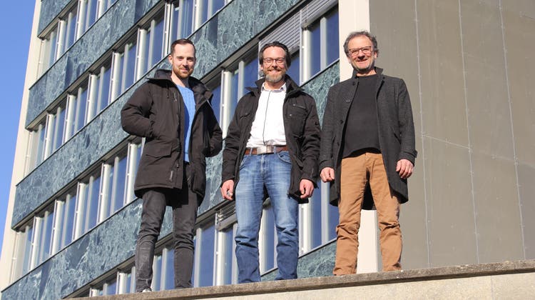 Marco Tschudin (v. l.), Mitinhaber Tschudin Urech Bolt AG; Thorsten Busch, CEO Brugg Immobilien AG und Christian Bolt, Vorsitzender der Geschäftsleitung des Lernwerks. (zvg)