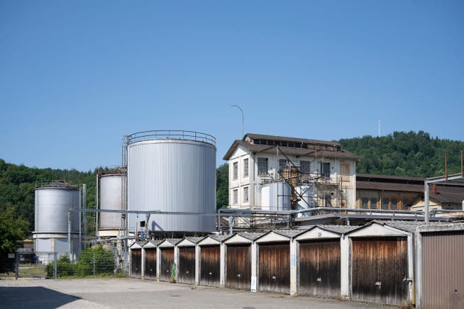 Tanks aus Edelstahl: die Biodieselanlage auf dem Gelände der Sodi in Bad Zurzach.