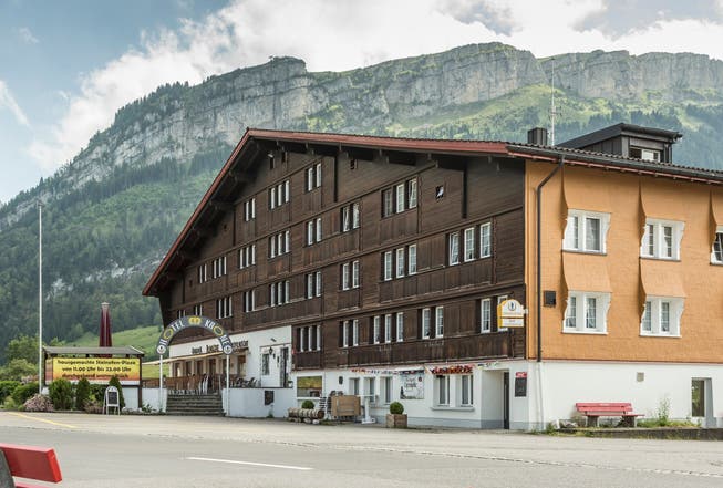 Das Hotel Restaurant Krone bei der Talstation der Kastenbahn wurde 2020 geschlossen.