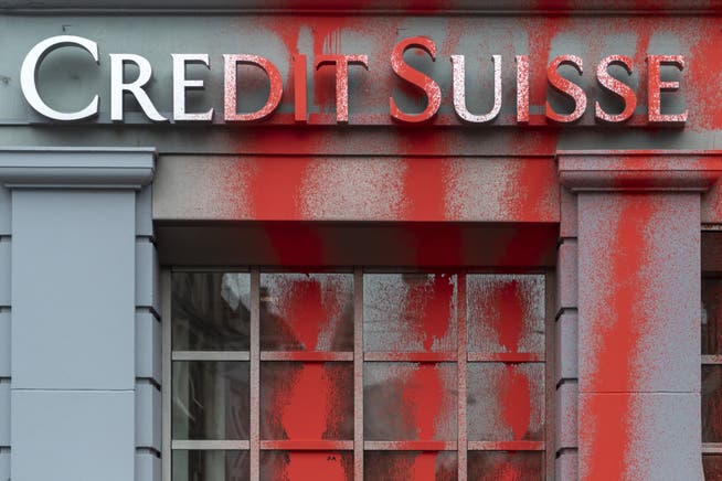 Die Credit Suisse steht derzeit arg unter Beschuss. (Archivbild)